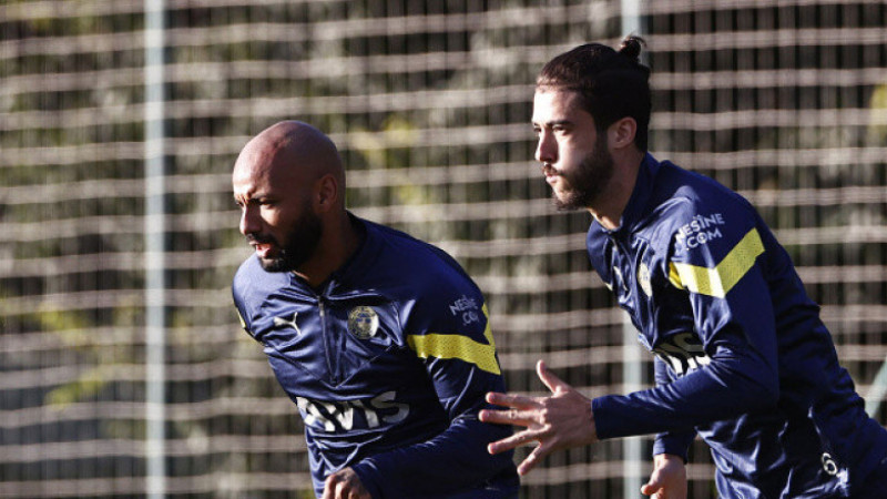 Fenerbahçe iki isim için kararı verdi, sözleşmeleri fesih edilecek